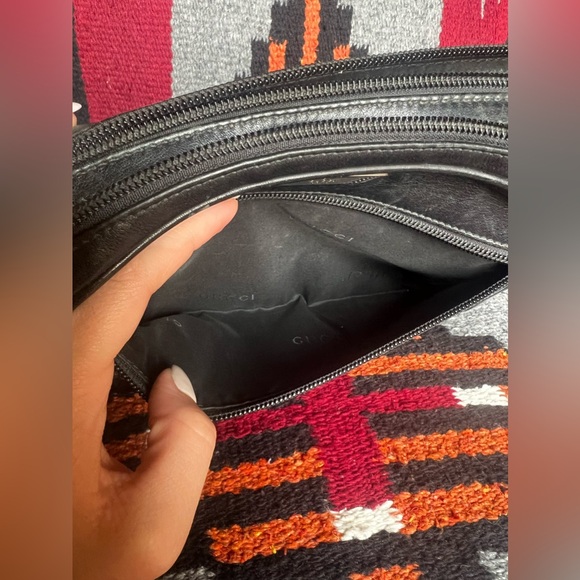 ***AUTHENTIC GUCCI WRISTLET*** - Picture 12 of 13